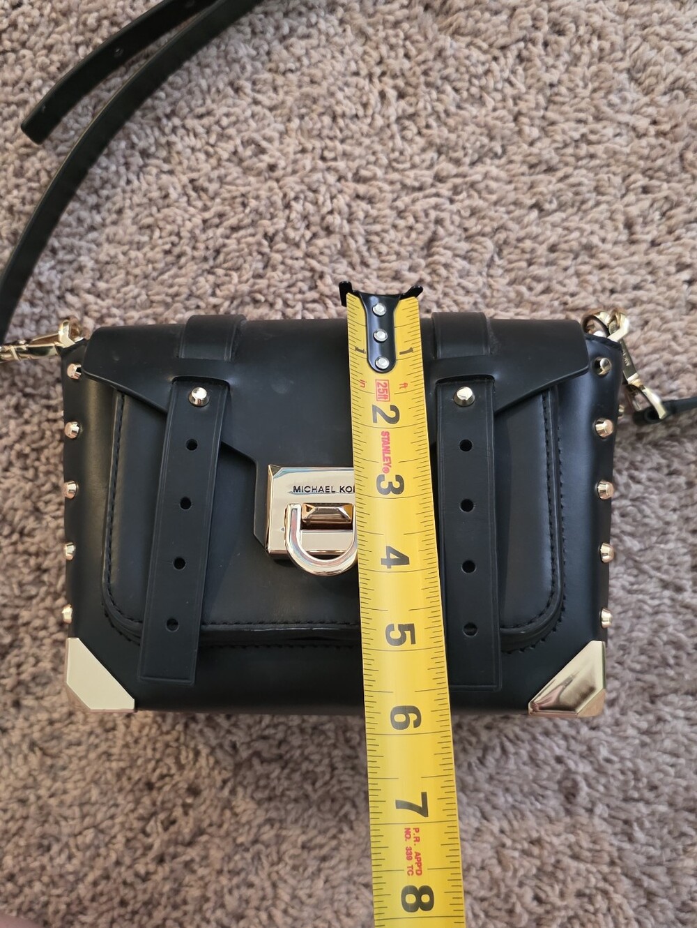 Michael Kors Manhattan Leather Stud Shoulder Bag Crossbody Flap Lock Black Gold - Picture 11 of 11